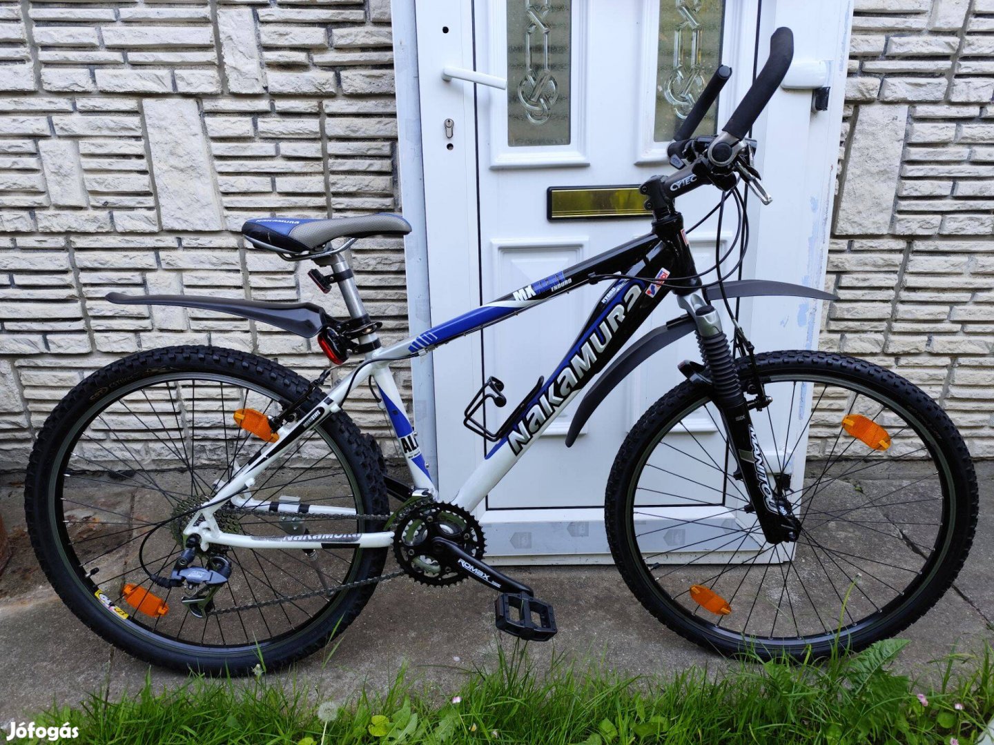 Újszerű! Nakamura 26" aluváz Deore 27 seb. Manitou telo,Új Gumik!!!