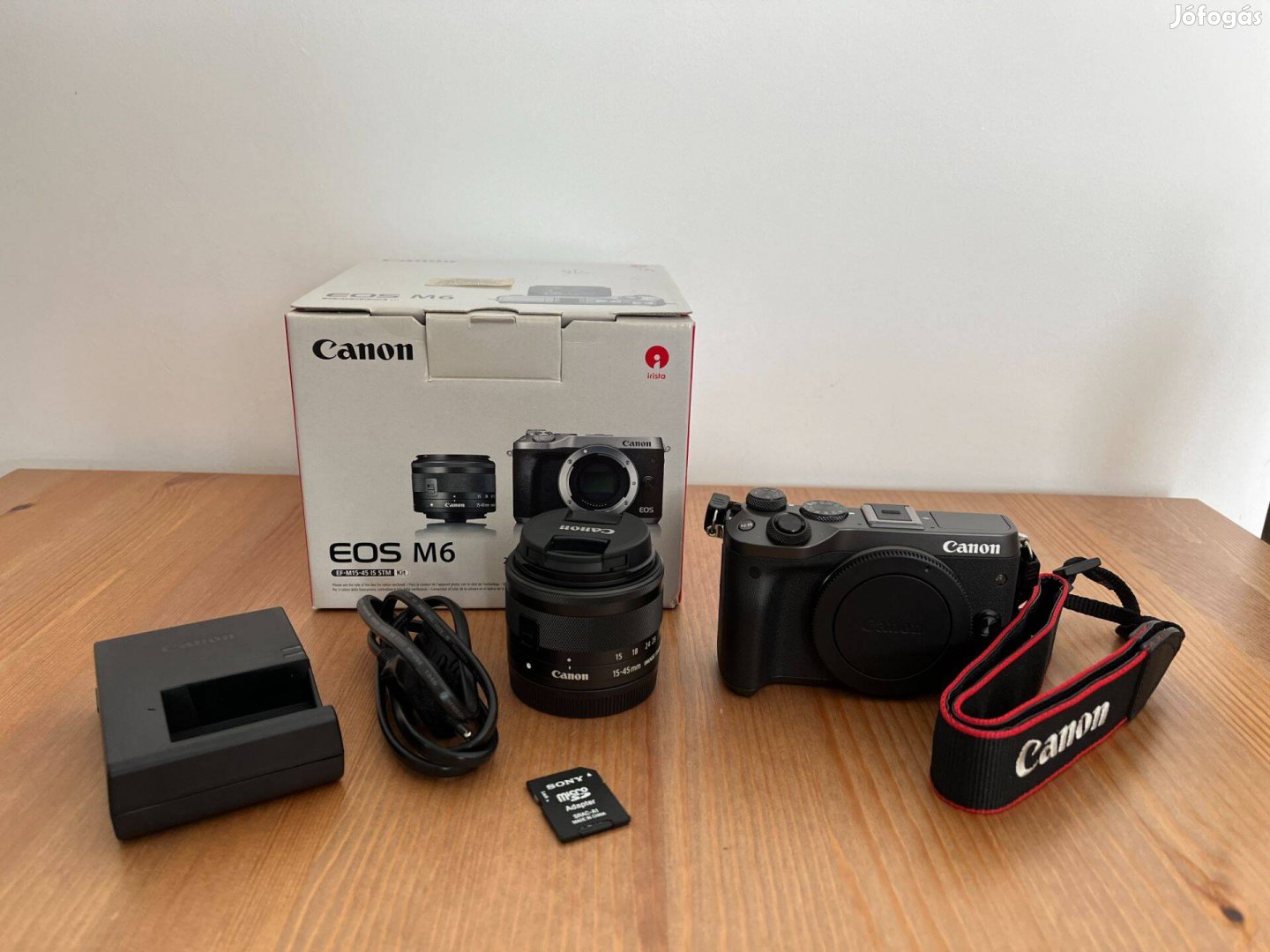 Újszerű! - Canon EOS M6 váz + EF-M 15-45mm objektív + Hama táska és 64
