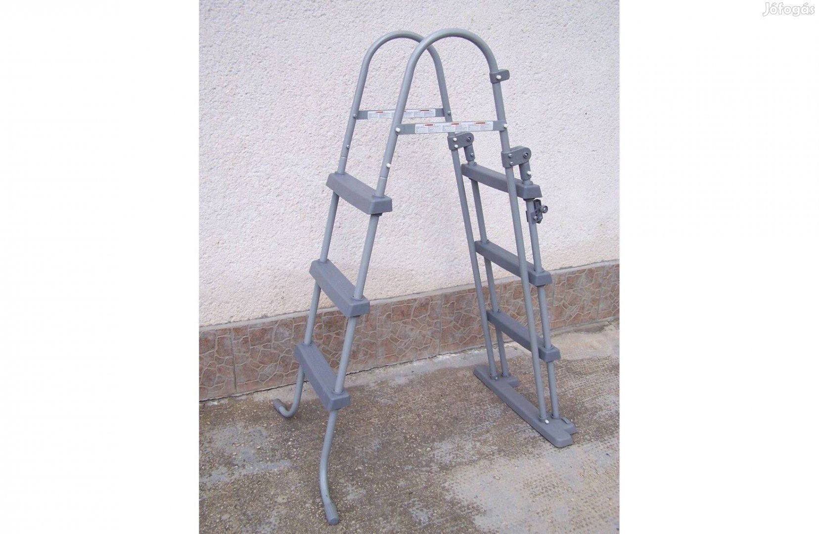 Újszerű!!! Féláron!!! 107 cm-es biztonsági medencelétra medence létra
