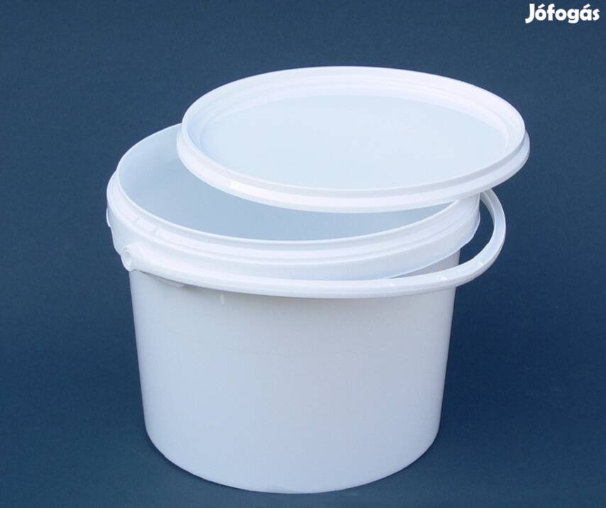 Újszerű állapotban lévő 5l-es vödrök fedővel.