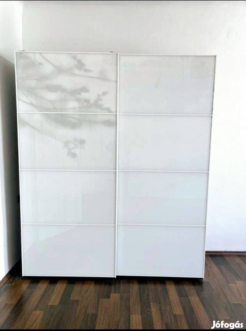 Újszerű állapotban lévő Ikea tolóajtó pár 200x236 cm