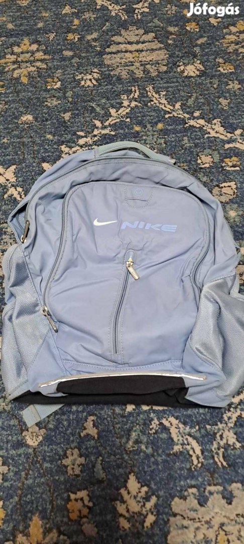 Újszerű állapotban lévő Nike hátizsák eladó!