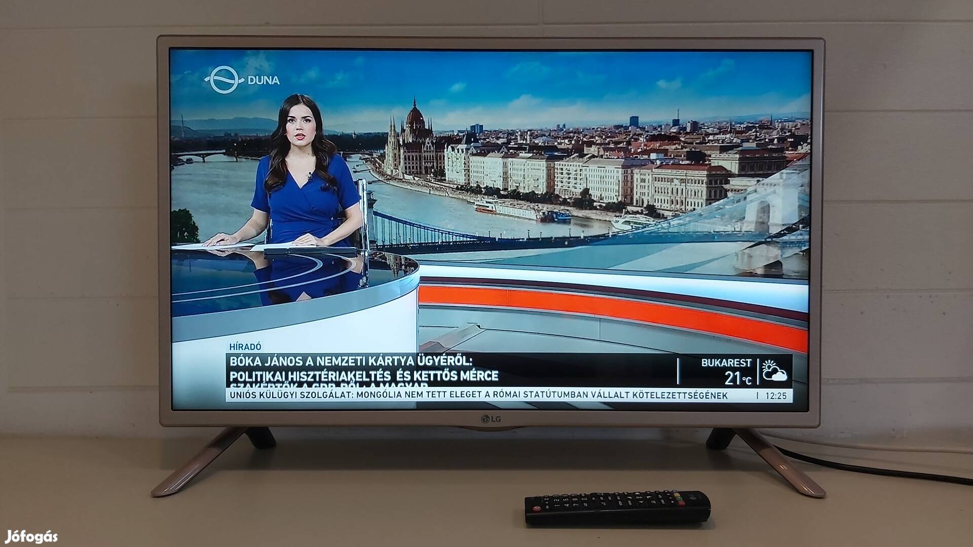 Újszerű állapotú,82cm-es,full-HD LG LED tv eladó