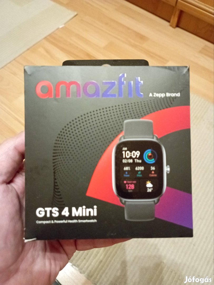 Újszerű állapotú Amazfit GTS 4 mini okosóra dobzával