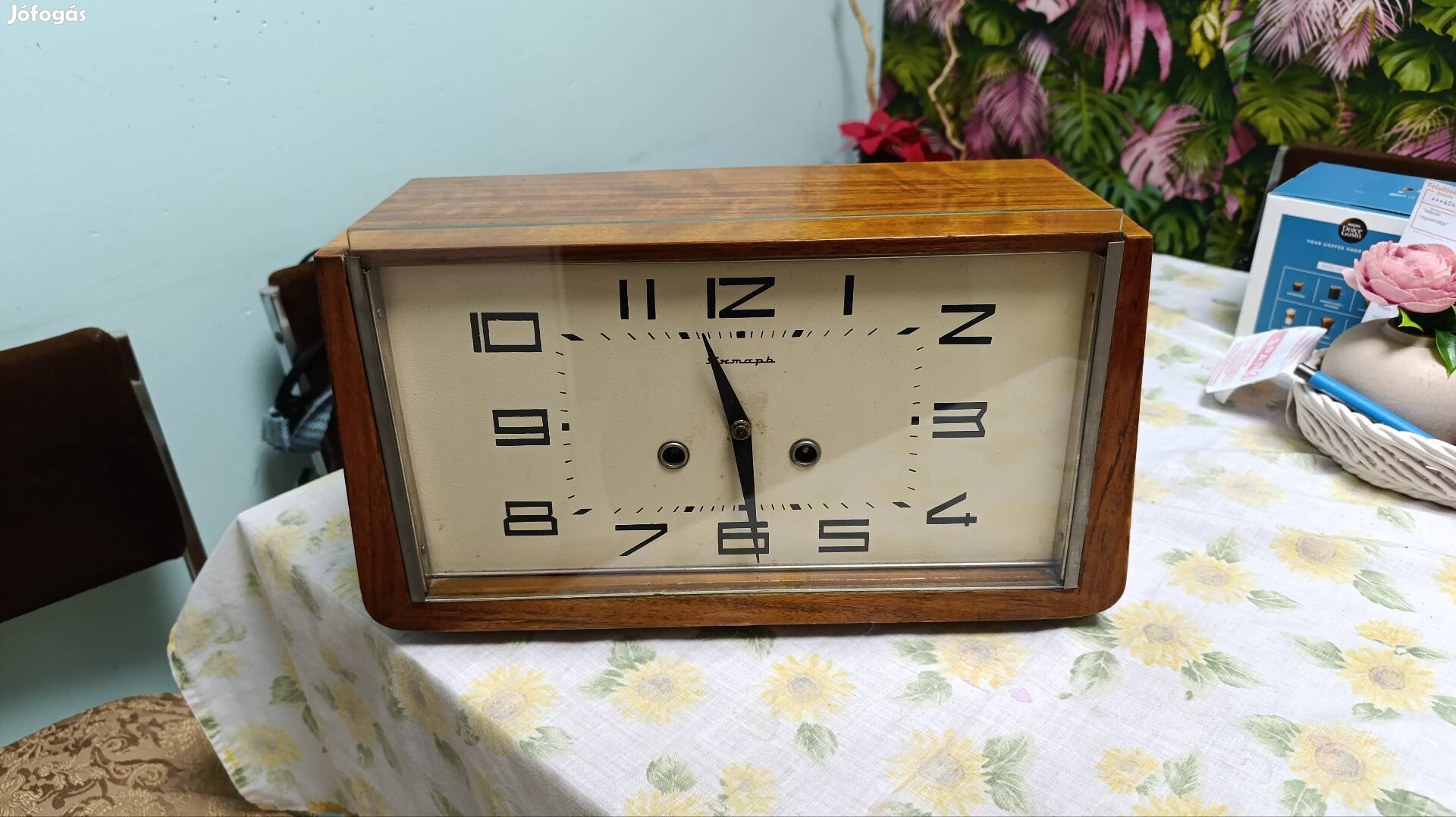 Újszerű állapotú, nagyméretű Jantar asztali óra