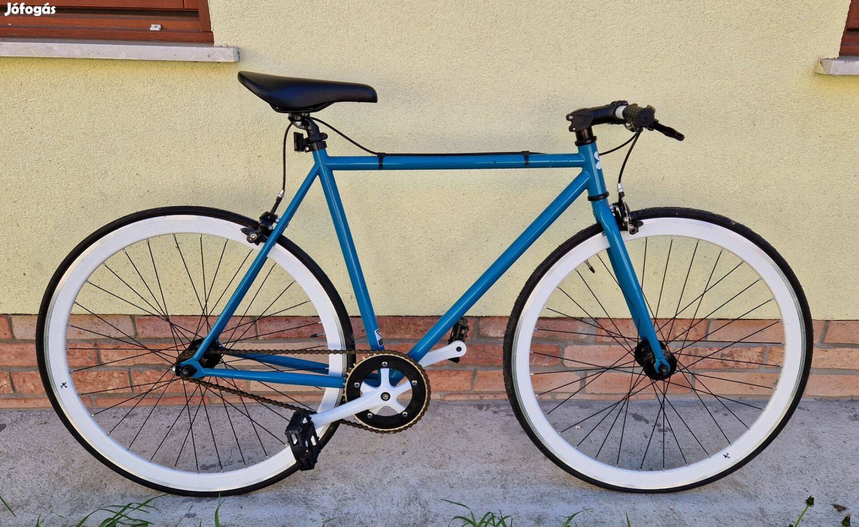 Újszerű állapotú fixie , hibátlan állapotban