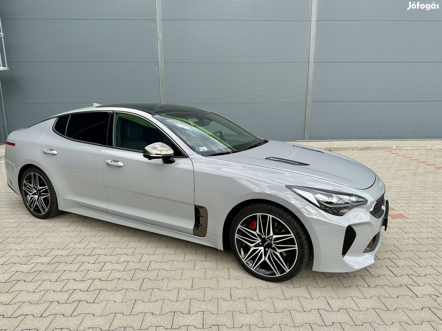 Újszerű,garanciális Kia Stinger GT eladó,BMW,Audi Mercedes 