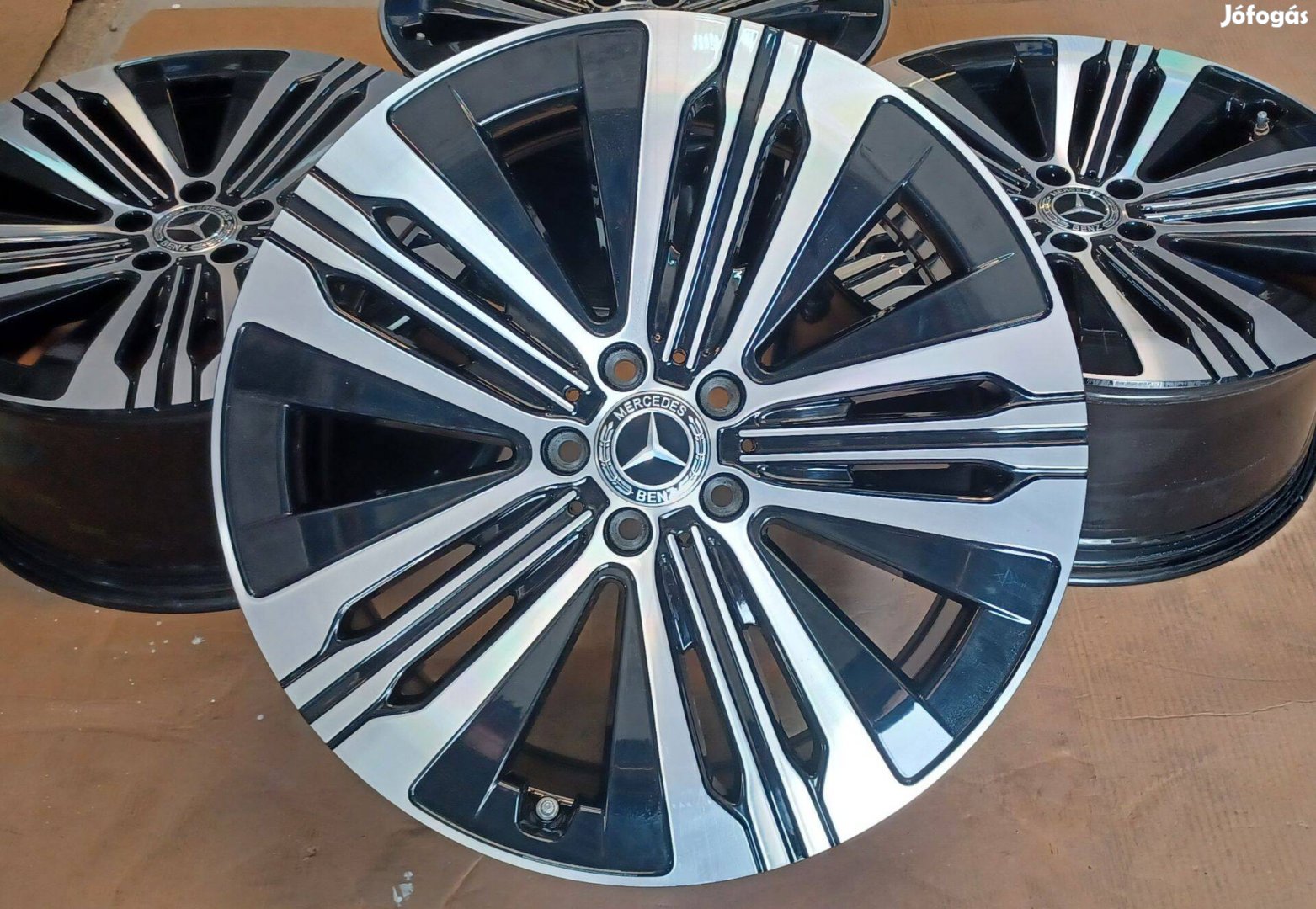 Újszerű gyári Mercedes W297 EQS Eqe 5x112 8,5x20 ET32 4db