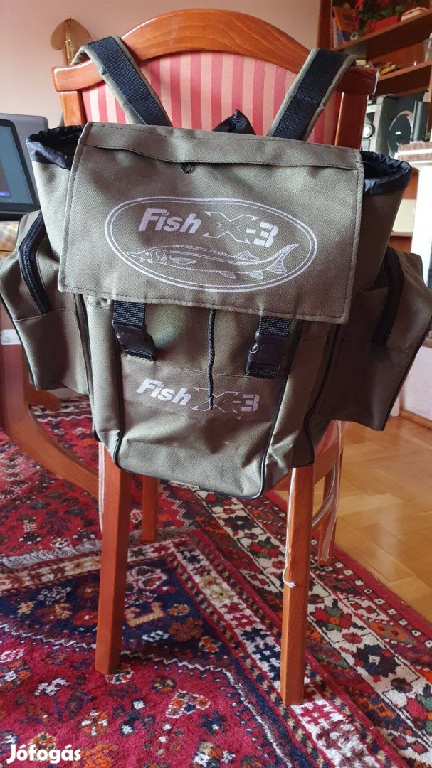 Újszerű horgász hátizsák