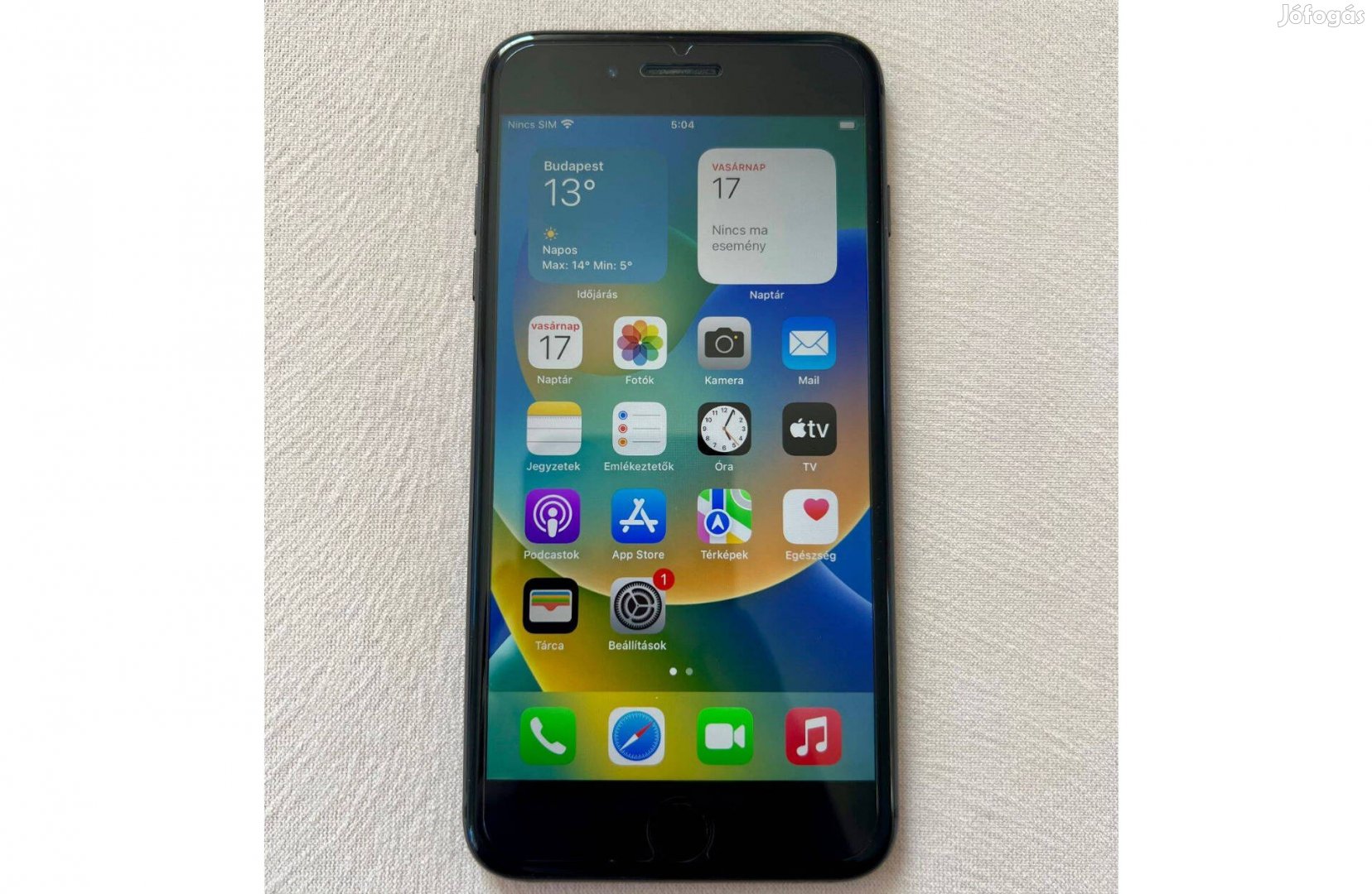 Újszerű iphone 8 Plus (Fekete) Kártyafüggetlen 64GB