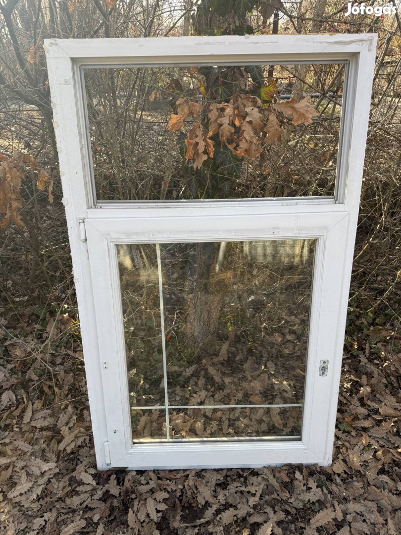 Újszerű műanyag bukó nyíló ablak