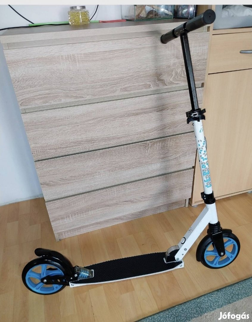 Újszerű nagyméretű erős roller eladó 