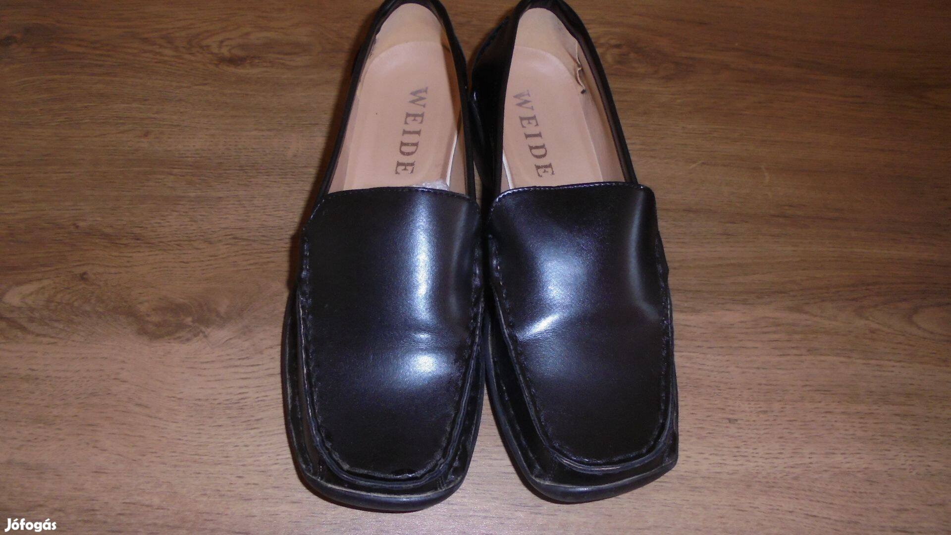 Újszerű női fekete félcipő mokaszin cipő műbőr - 38