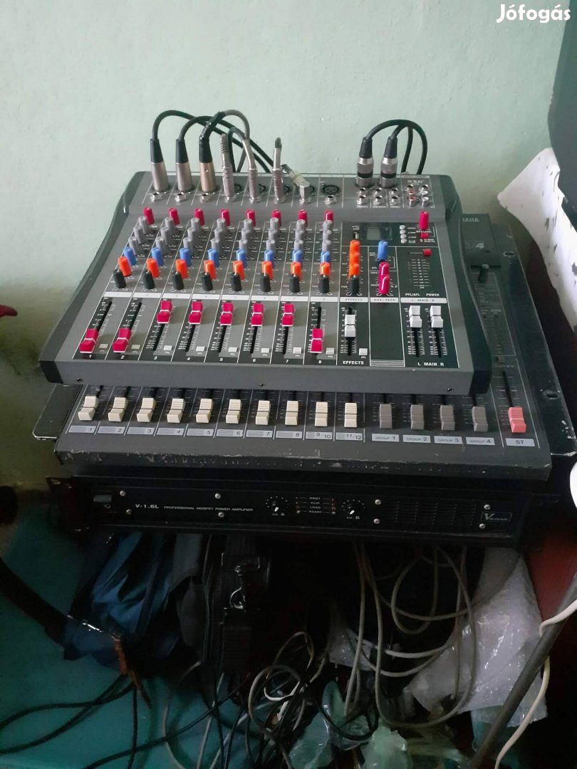 Újszerű nyolc csatornás keverő pult