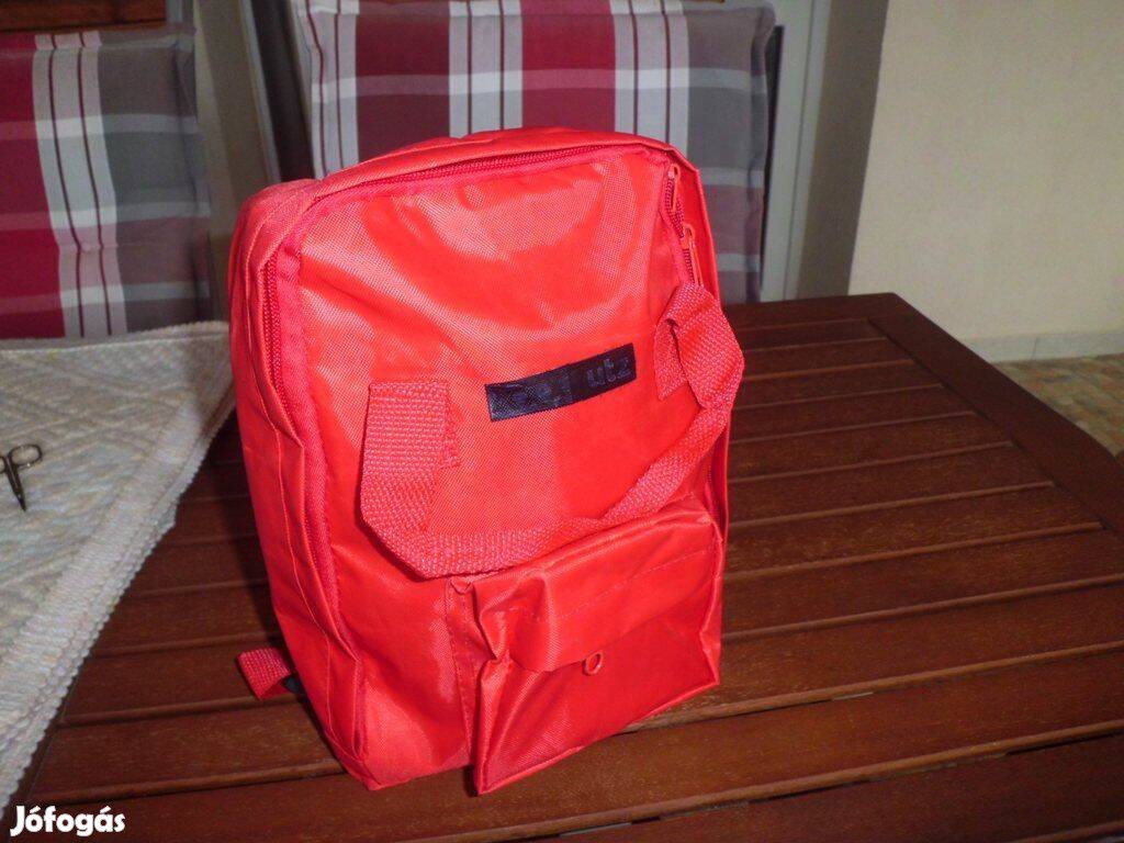 Újszerű piros ovis-bölcsis hátiszák baba gyerek táska