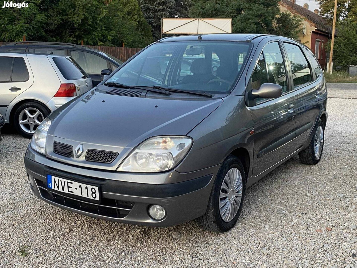 Újszerű renault scenic 14 bezin