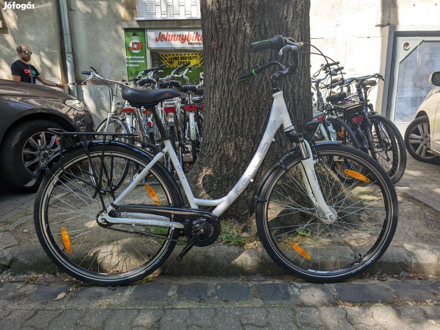 Újszerű városi kerékpár Kellys avenue 90 (48,5cm)