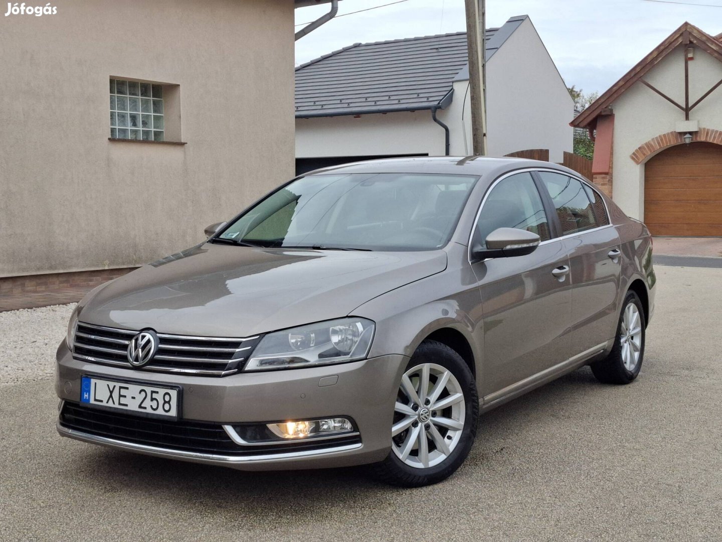 Újszerű vw passat B7 2011 2.0crtdi DSG 