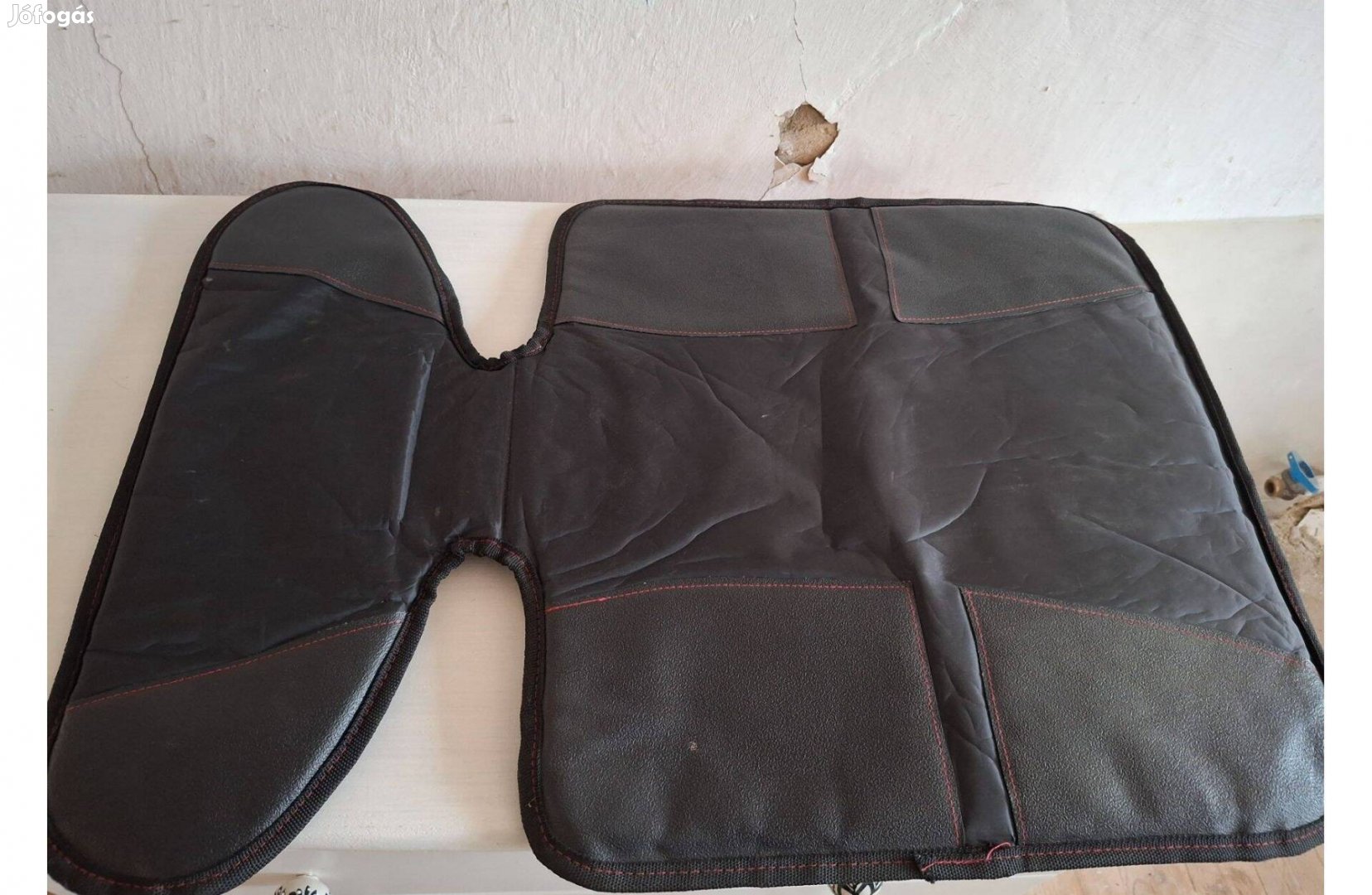 Ülés védő gyerekülés alá