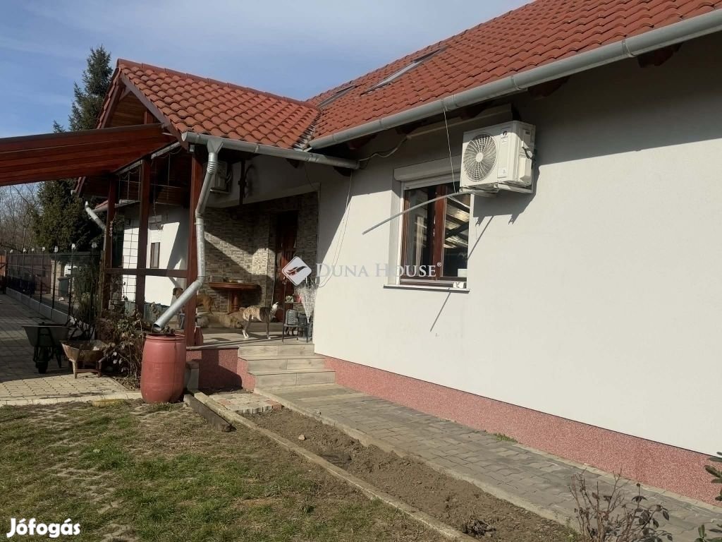 Üllői 100 nm-es ház eladó