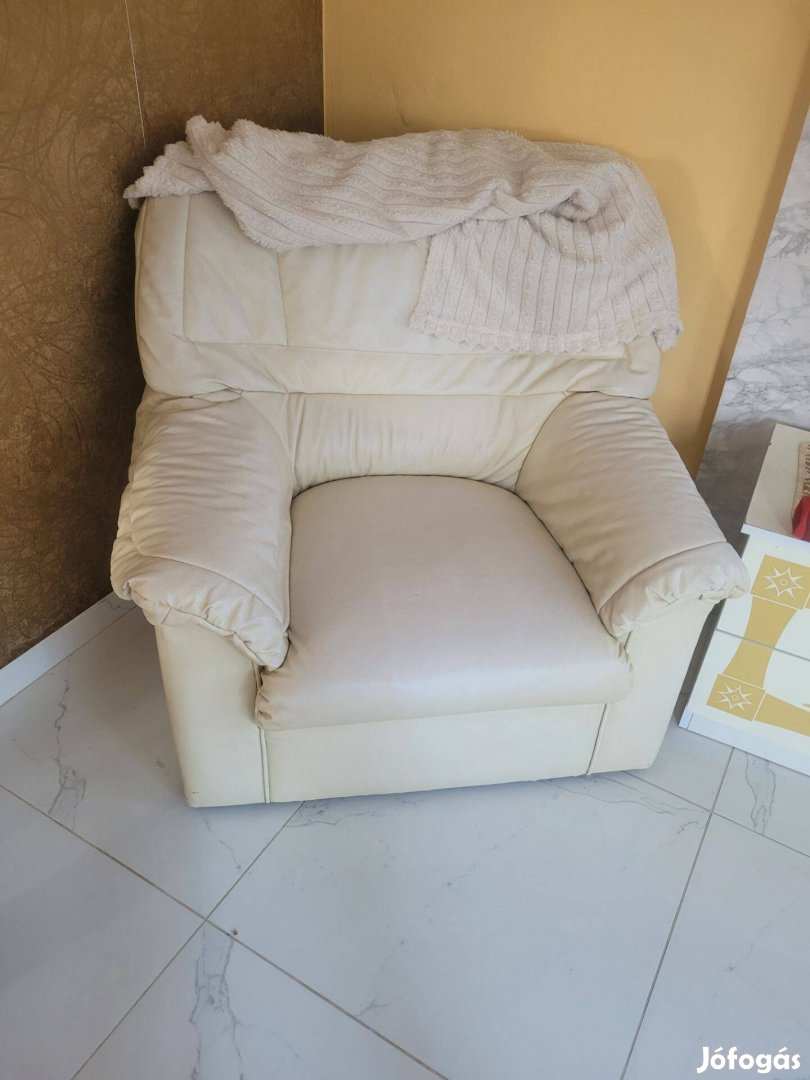 Ülő két fotellal