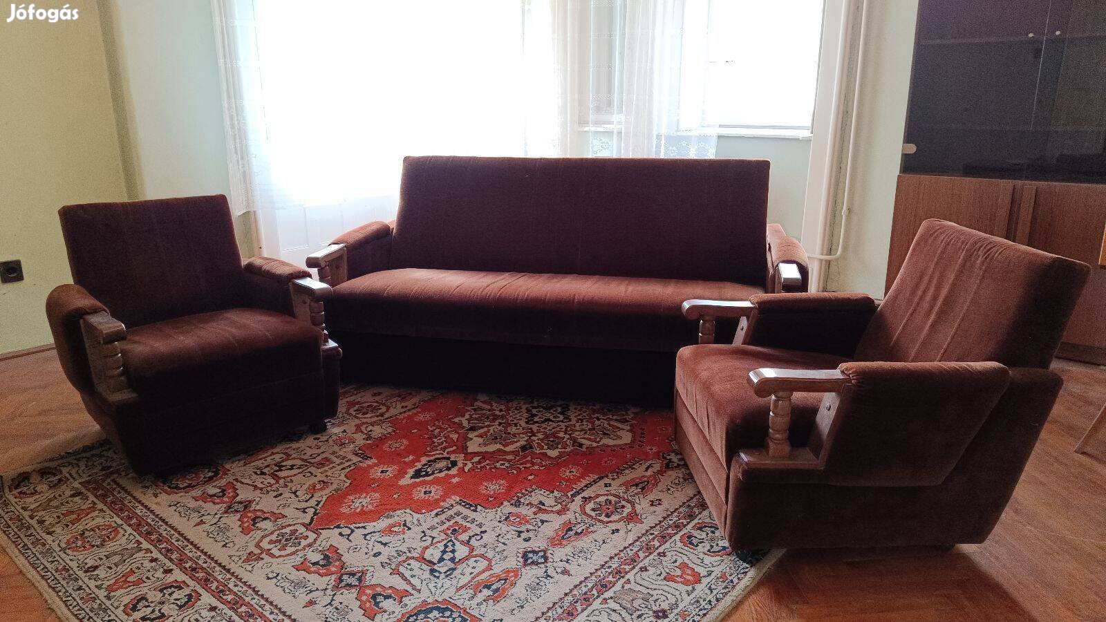 Ülőgarnitúra - ággyá alakítható kanapé + 2 fotel