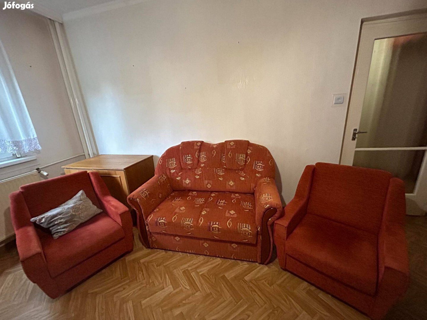 Ülőgarnitúra: kanapéágy két ajándék fotellel