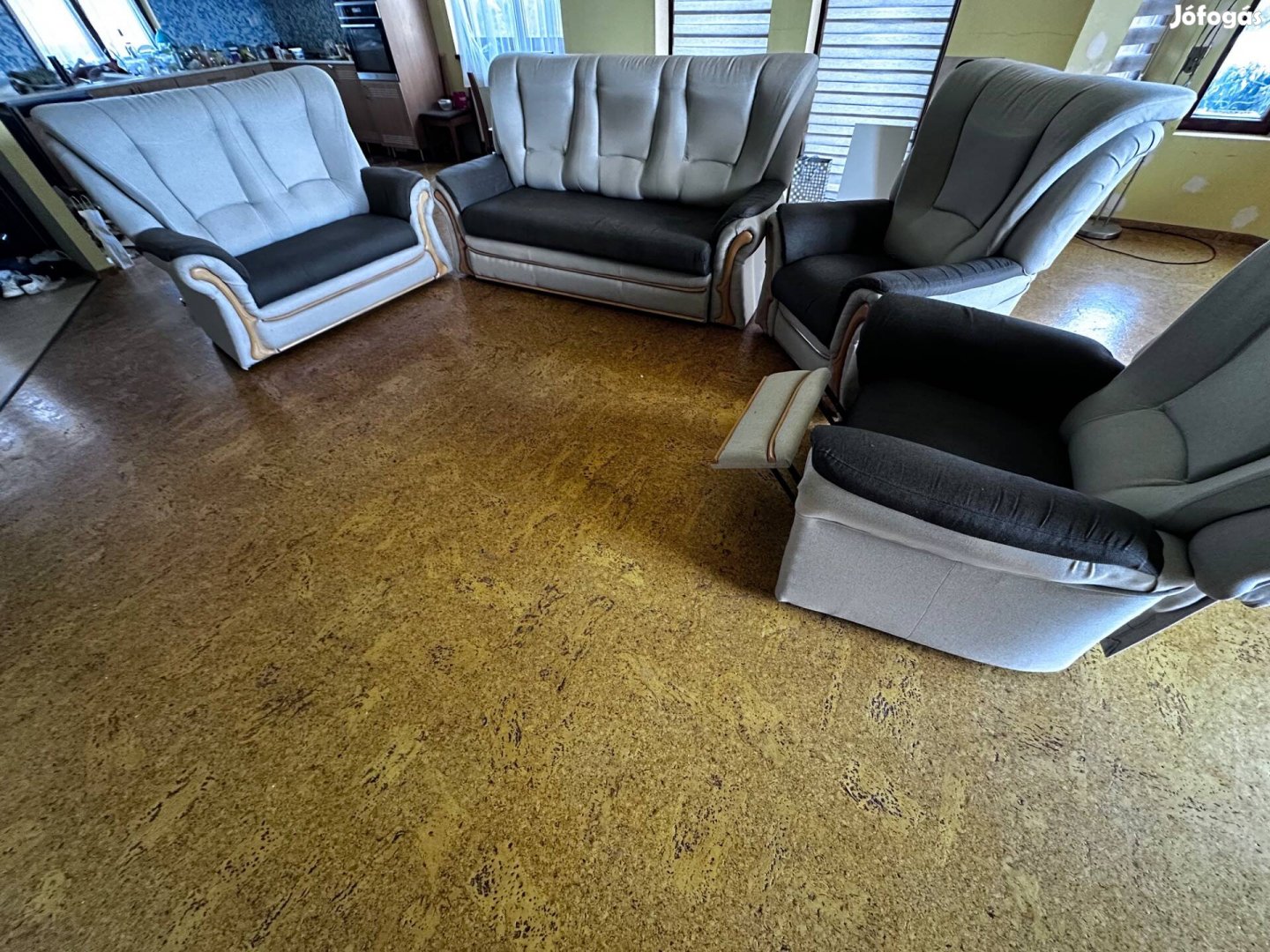 Ülőgarnitúra szett ágyazható kanapé ágyneműtartós 2 TV-fotel