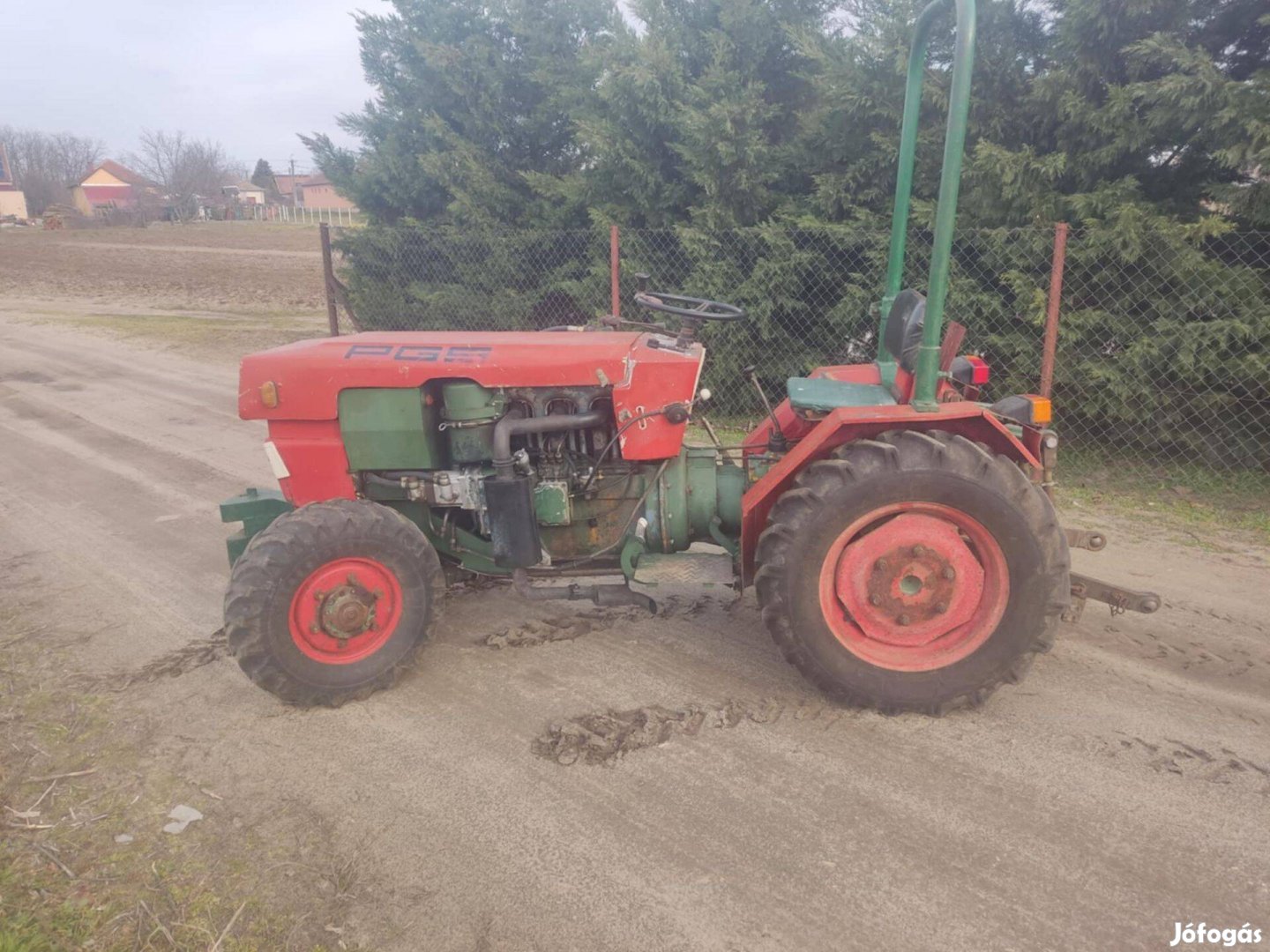 Ültetvény traktor, PGS olasz gyártmányú lombardini motorral