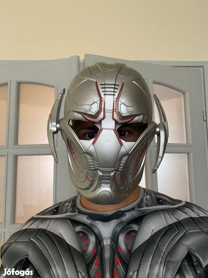 Ultron maszk