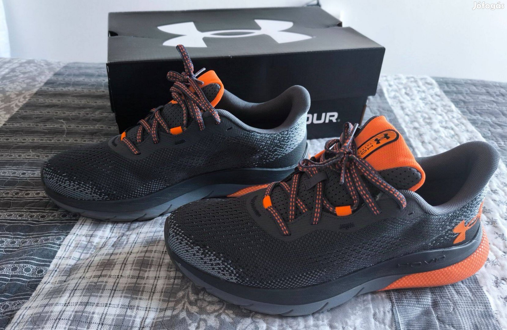 Under Armor Hovr Turbulence