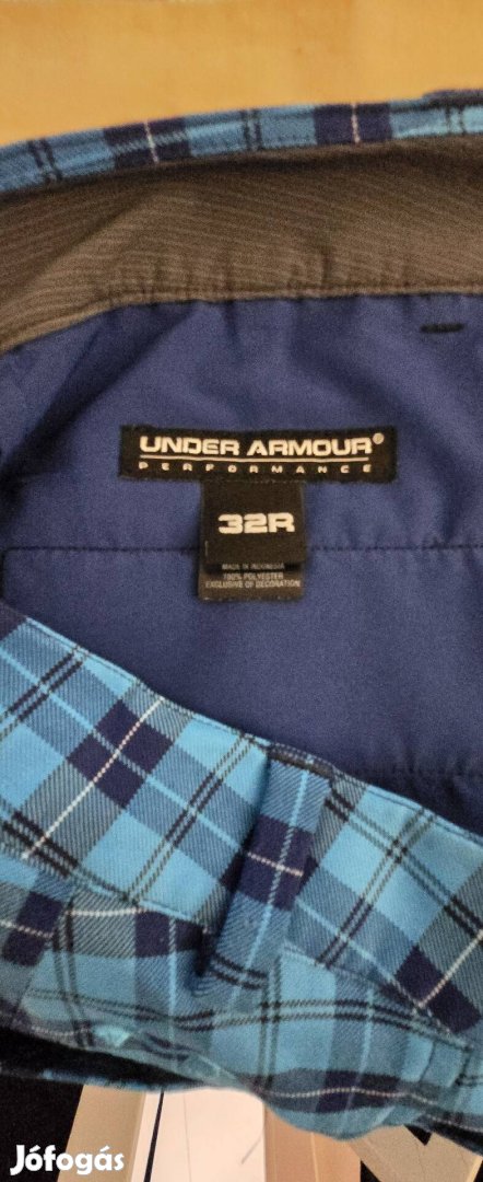 Under Armour  (32R) kék rövidnadrág