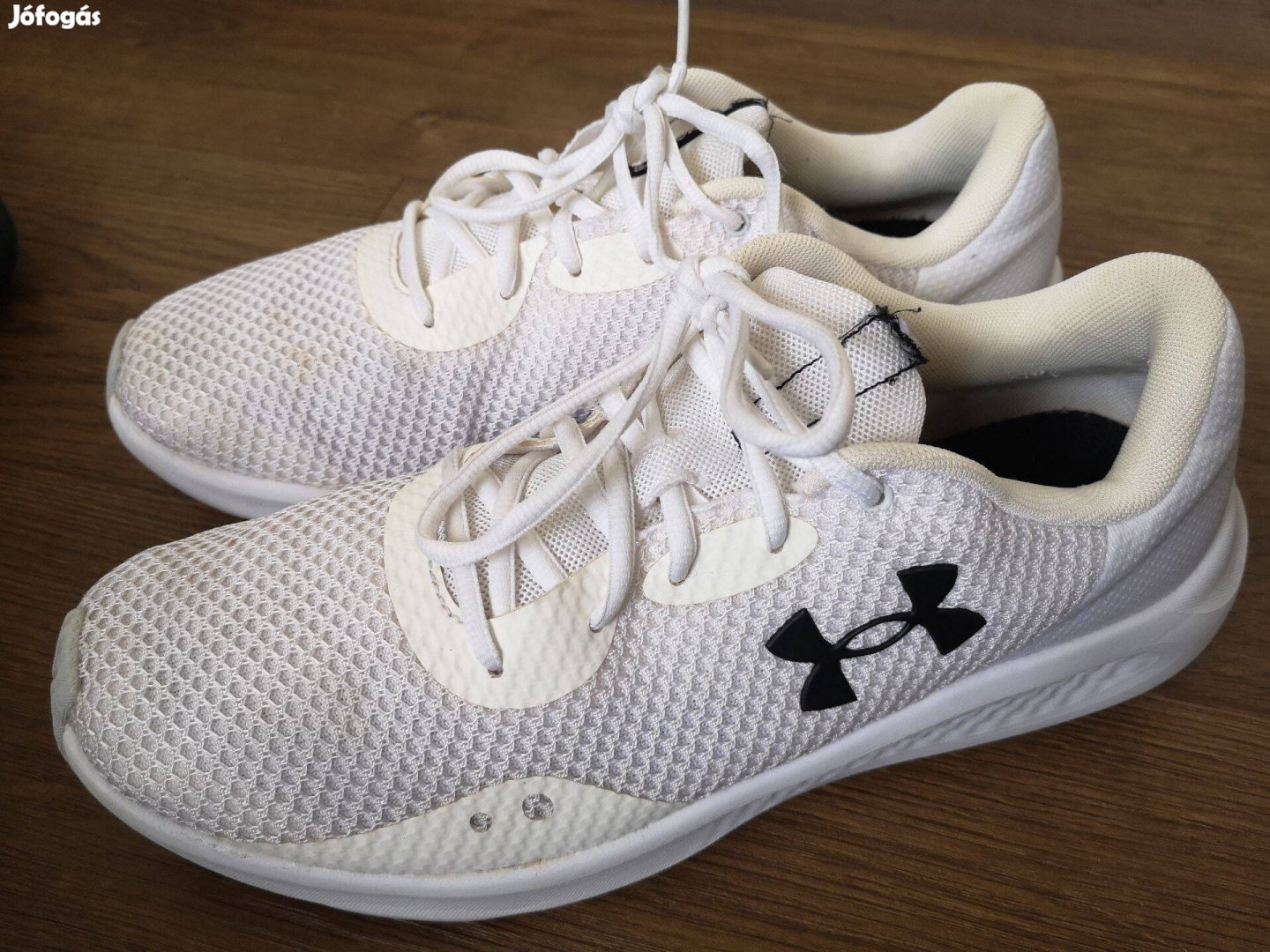 Under Armour cipő 44,5 méretű