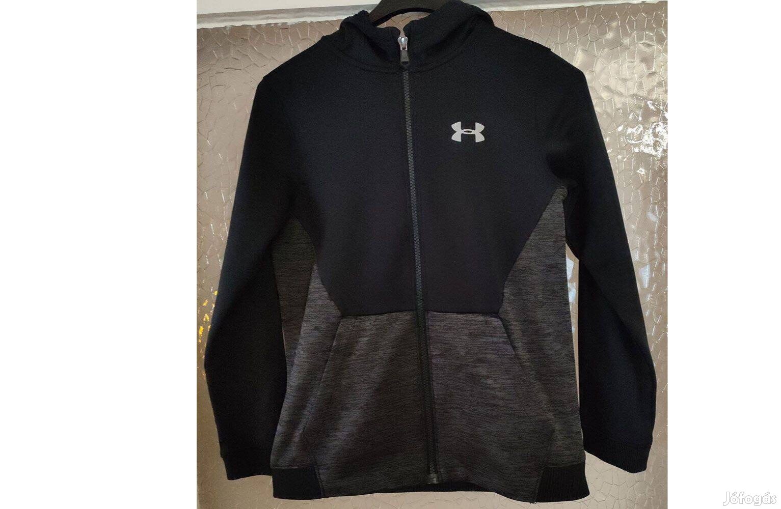 Under Armour eredeti fekete kapucnis gyerek pulóver M-es (62.)