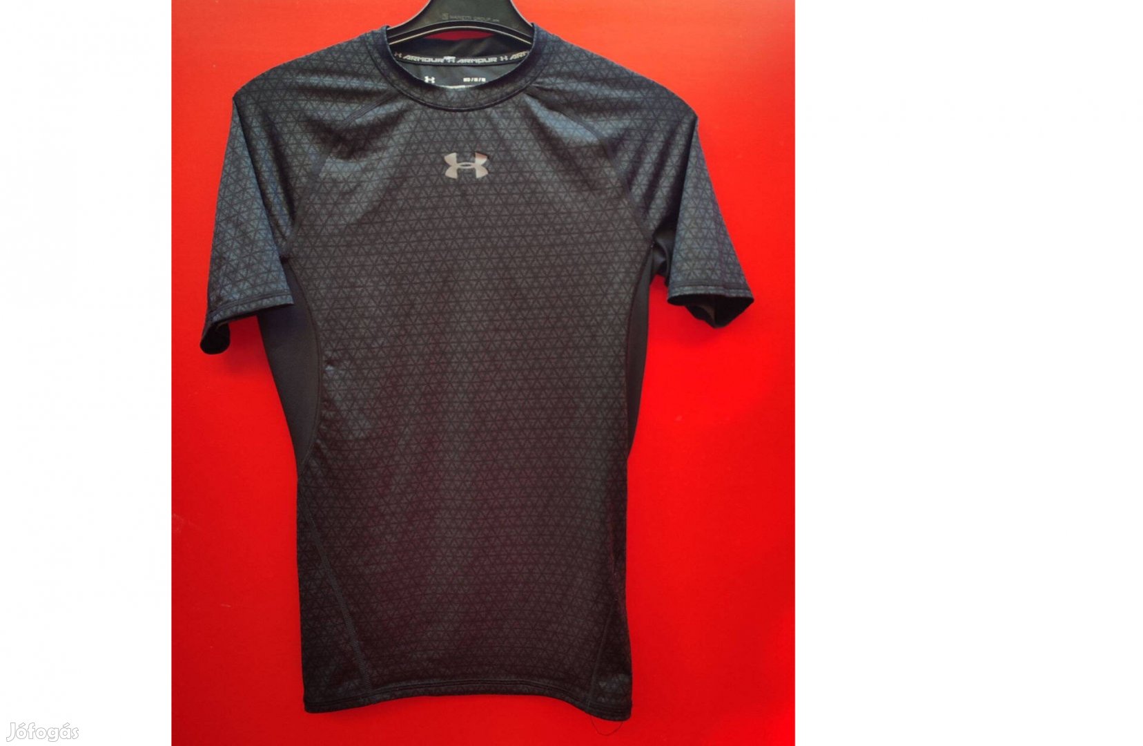 Under Armour kompresszios fekete mintás póló (M)