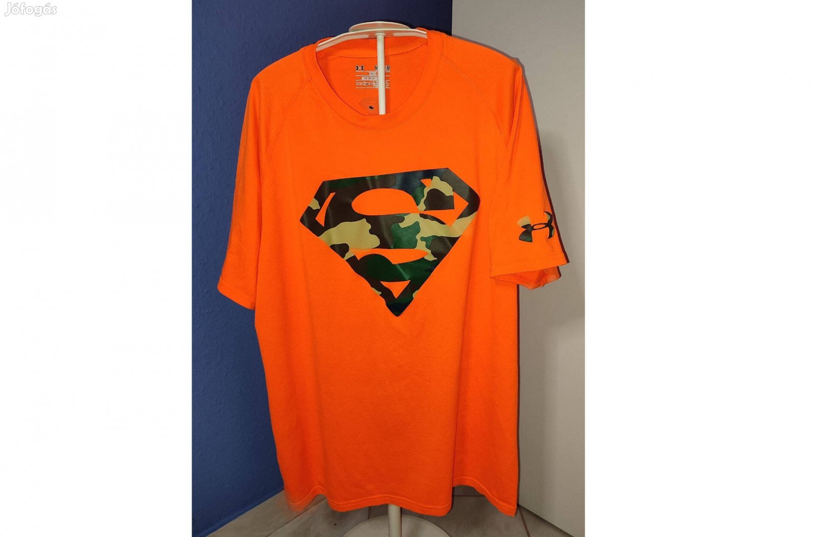 Under Armour narancssárga Superman póló terepmintás (M)