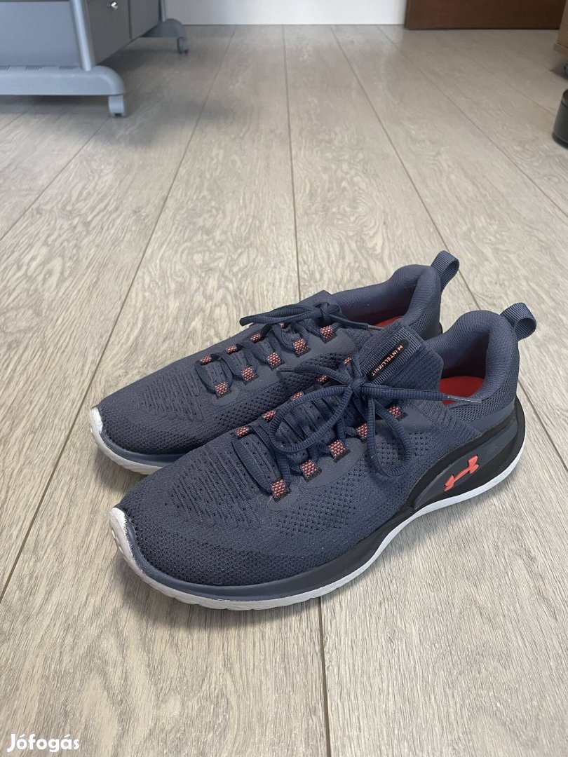 Under Armour sportcipő