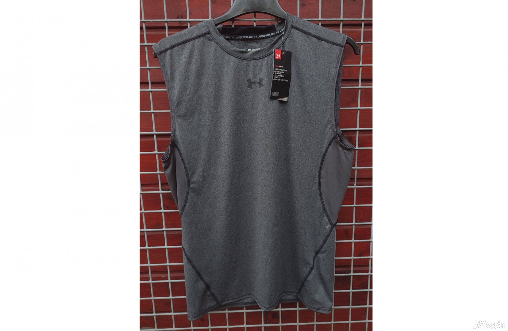 Under Armour szürke eredeti, új, címkés ujjatlan (2XL)