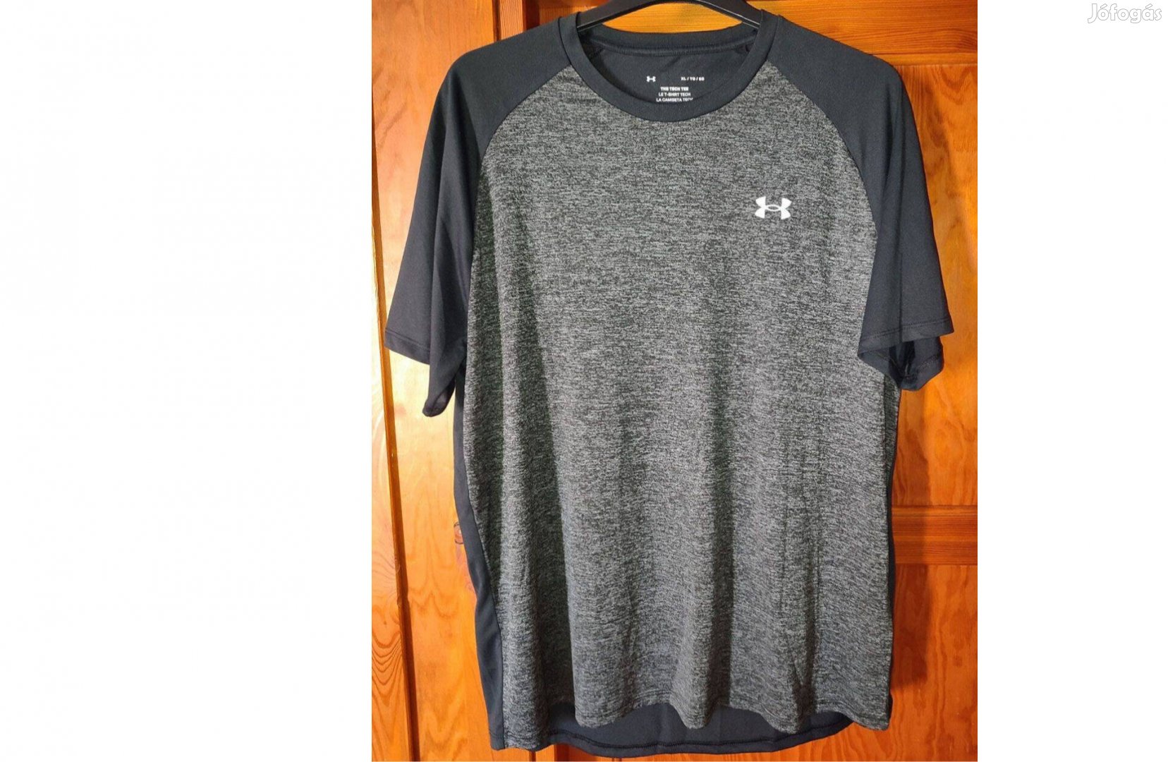 Under Armour szürke-fekete eredeti XL póló (74.)