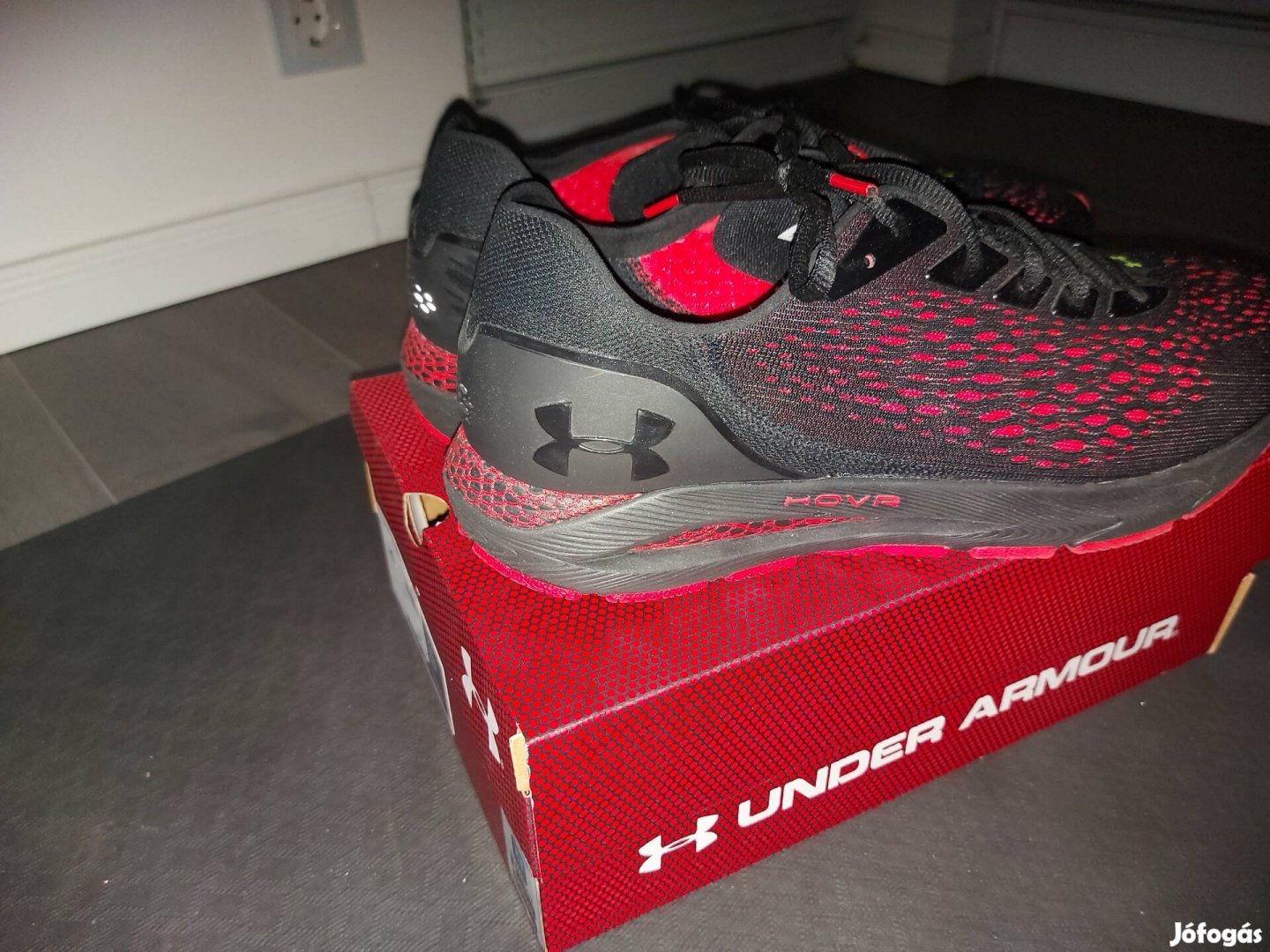 Under armour hovr sonic 5 48.5 futó cipő