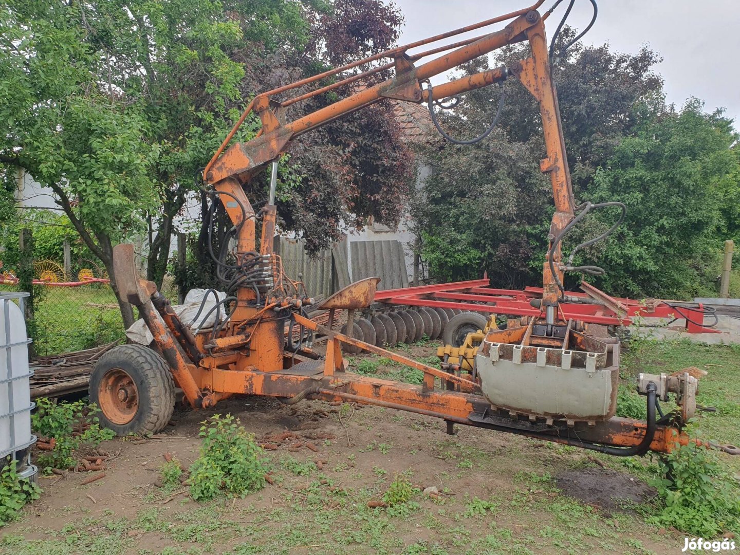 Unhz-500 Föld és trágyakanállal.