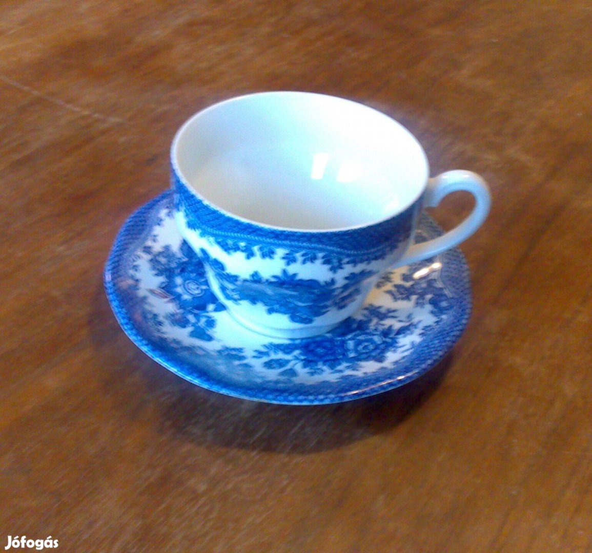 Unicorn Made in Staffordshire England teáscsésze