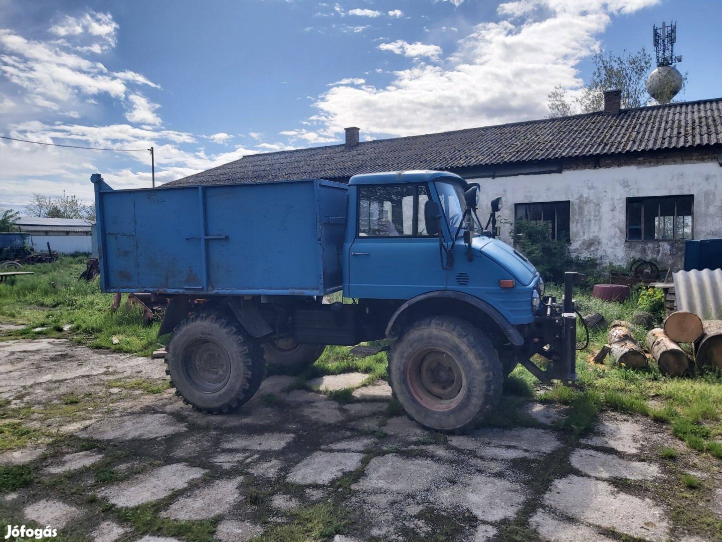 Unimog plató-felépítmény eladó