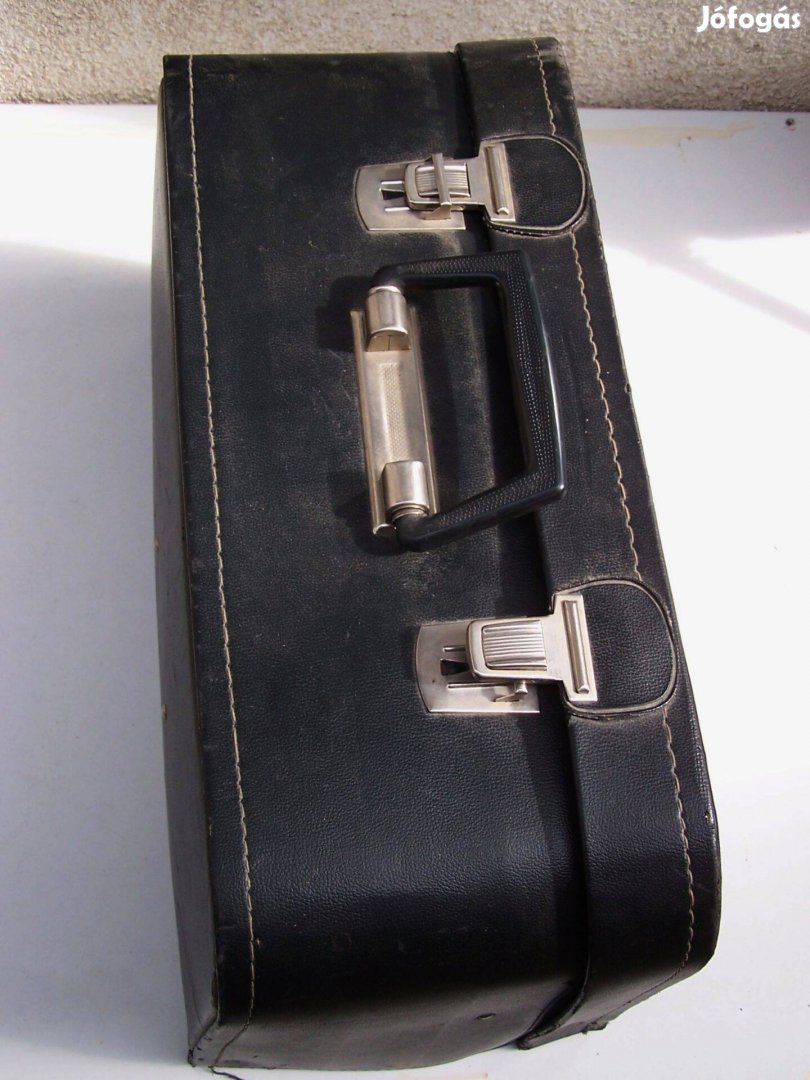 Union Varrógép hordtáska bőrönd fekete retró termék