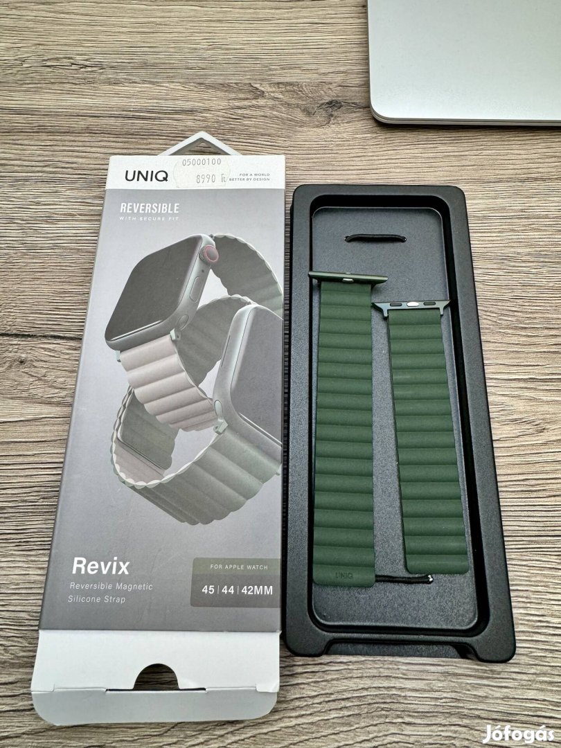 Uniq Revix Apple Watch mágneses szilikon pánt 