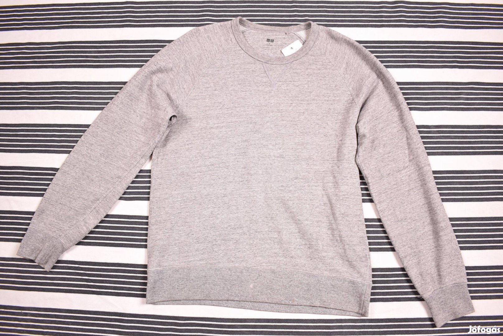 Uniqlo pulóver 2604