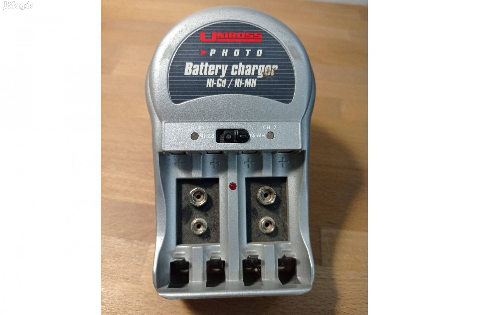 Uniross RC101677 photo battery charger Ni-cd, Ni-MH elemtöltő II