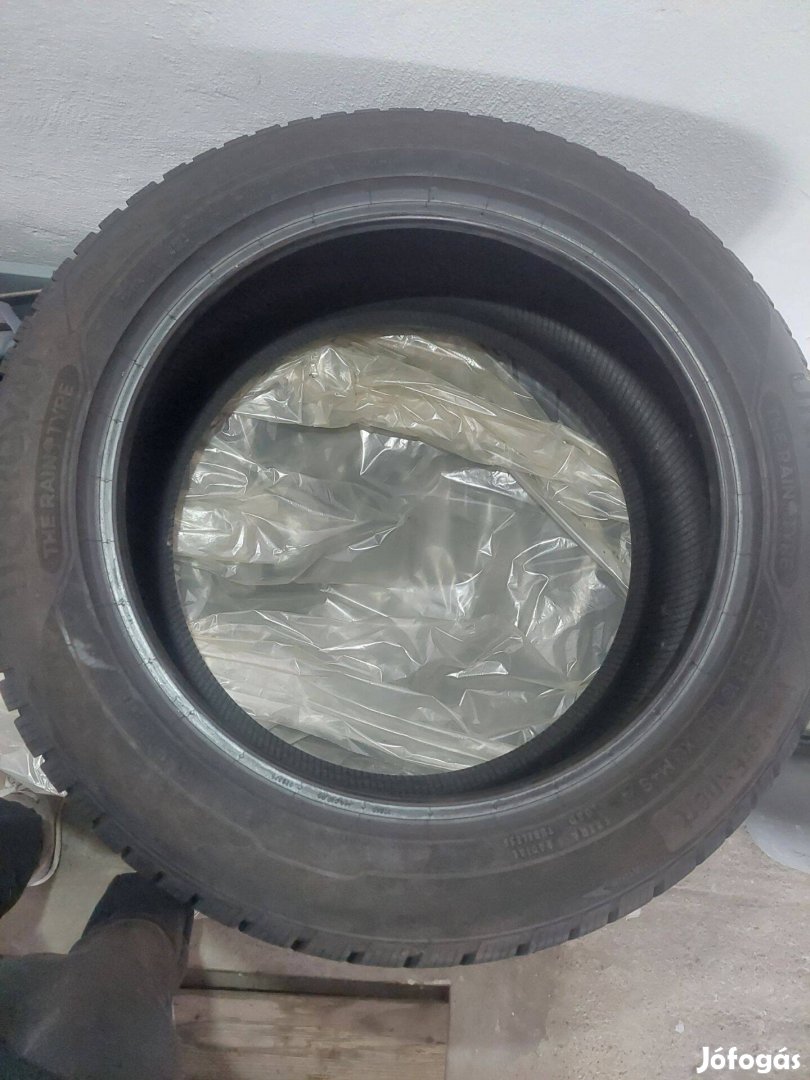 Uniroyal Winterexpert téligumi 225/55