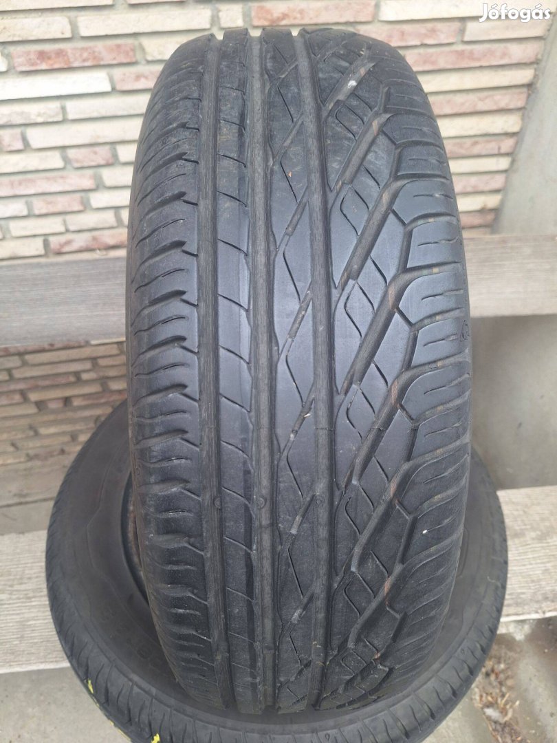 Uniroyal nyárigumi 205/60R16