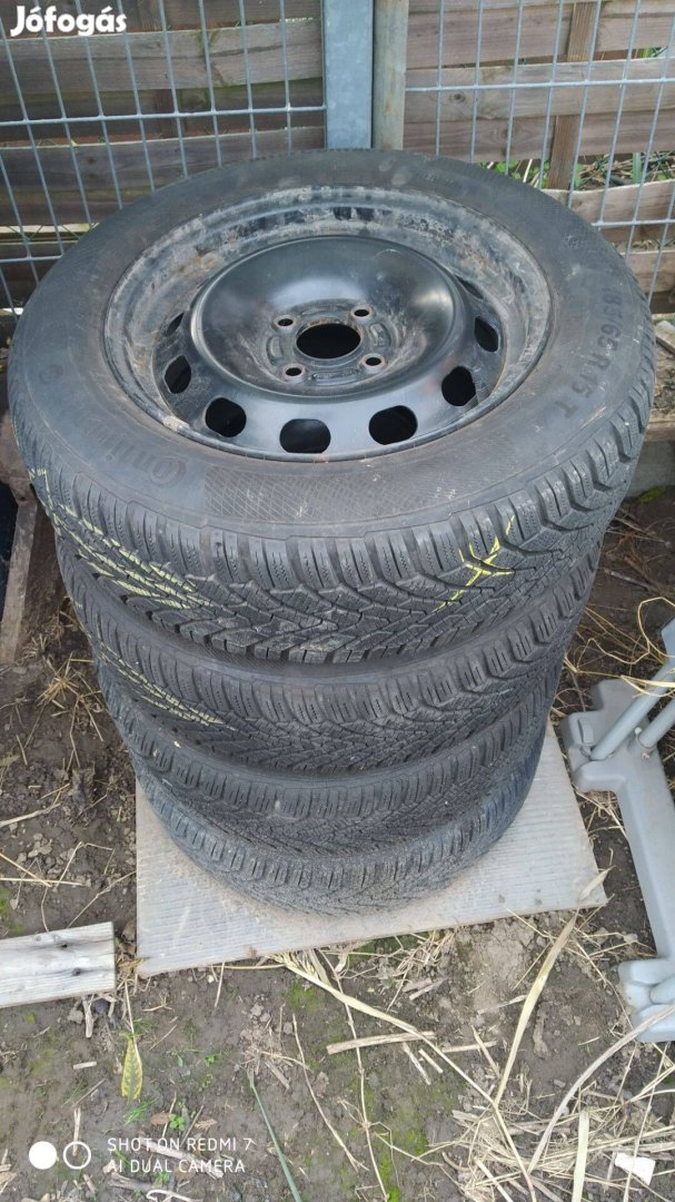 Uniroyal szerelt téligumi garnitúra 185/65R15